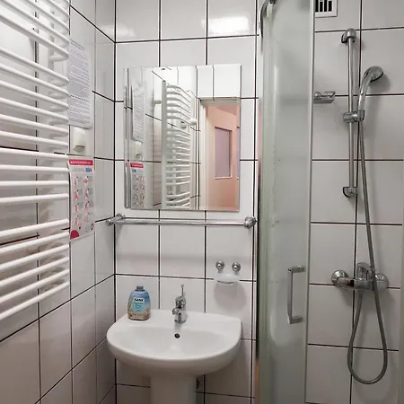 Hostel Dom Studencki Raj Vratislav