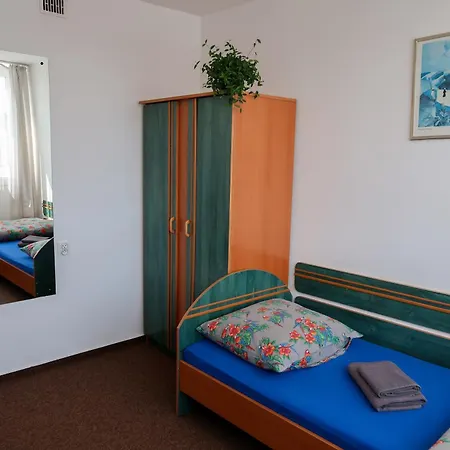 Dom Studencki Raj Auberge de jeunesse *